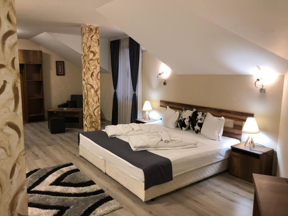 Отель Hotel Ostrova - Free Parking & WiFi Пловдив-36