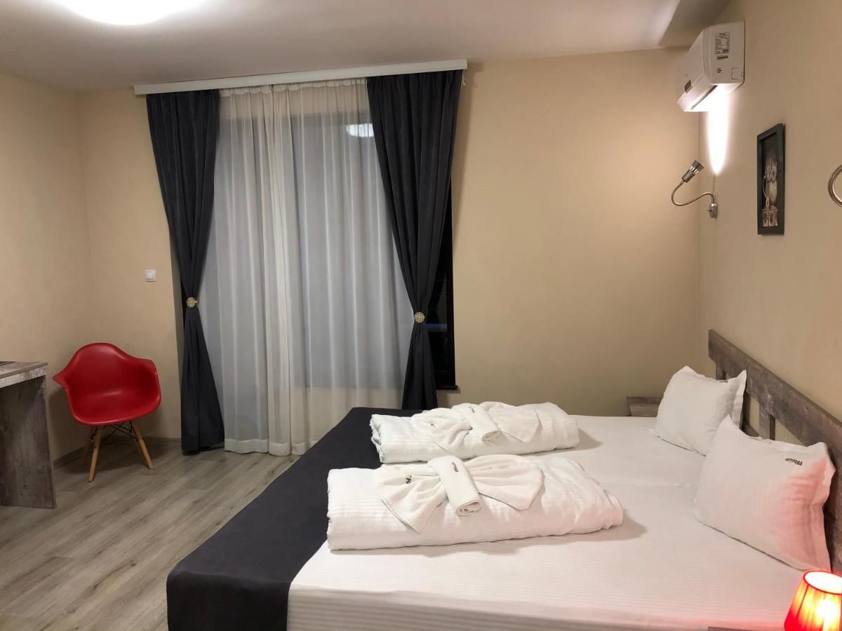 Отель Hotel Ostrova - Free Parking & WiFi Пловдив-45