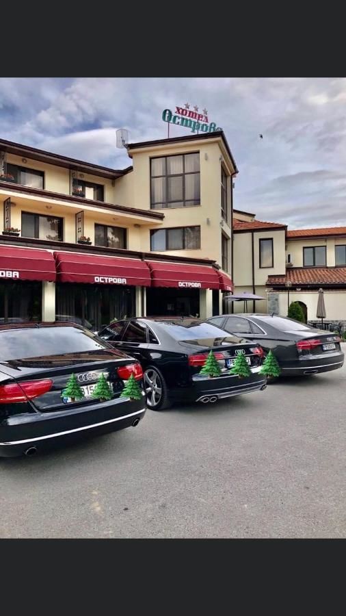 Отель Hotel Ostrova - Free Parking & WiFi Пловдив-8