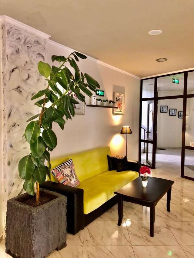 Отель Hotel Ostrova - Free Parking & WiFi Пловдив-18