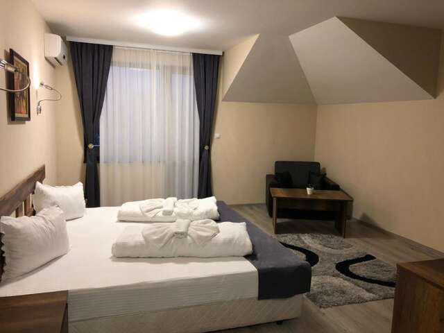 Отель Hotel Ostrova - Free Parking & WiFi Пловдив-41